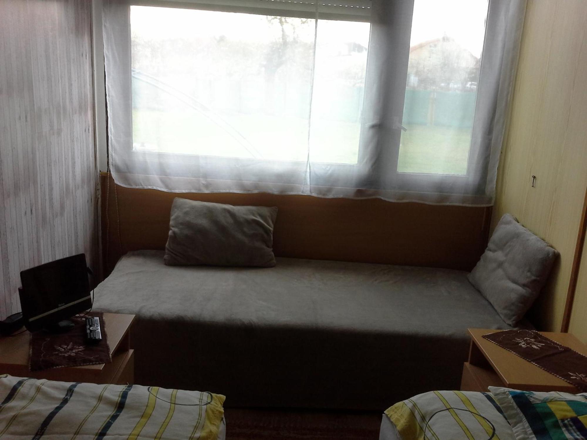 Utulny Privat Velky Meder Exterior foto
